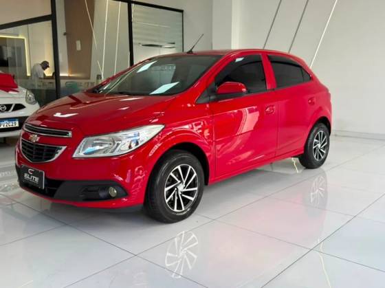 CHEVROLET ONIX 1.0 MPFI LT 8V FLEX 4P MANUAL CHEVROLET ONIX 1.0 MPFI LT 8V FLEX 4P MANUAL